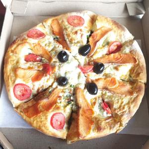 Пирог с Лососем и Сыром 800гр