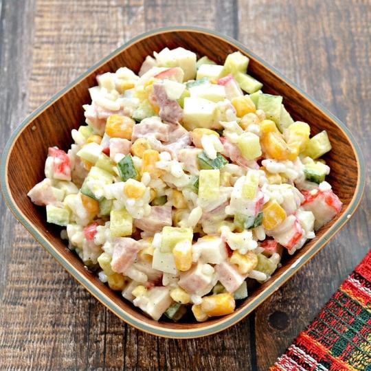 Крабовый салат 100гр / kraboviy-salat
